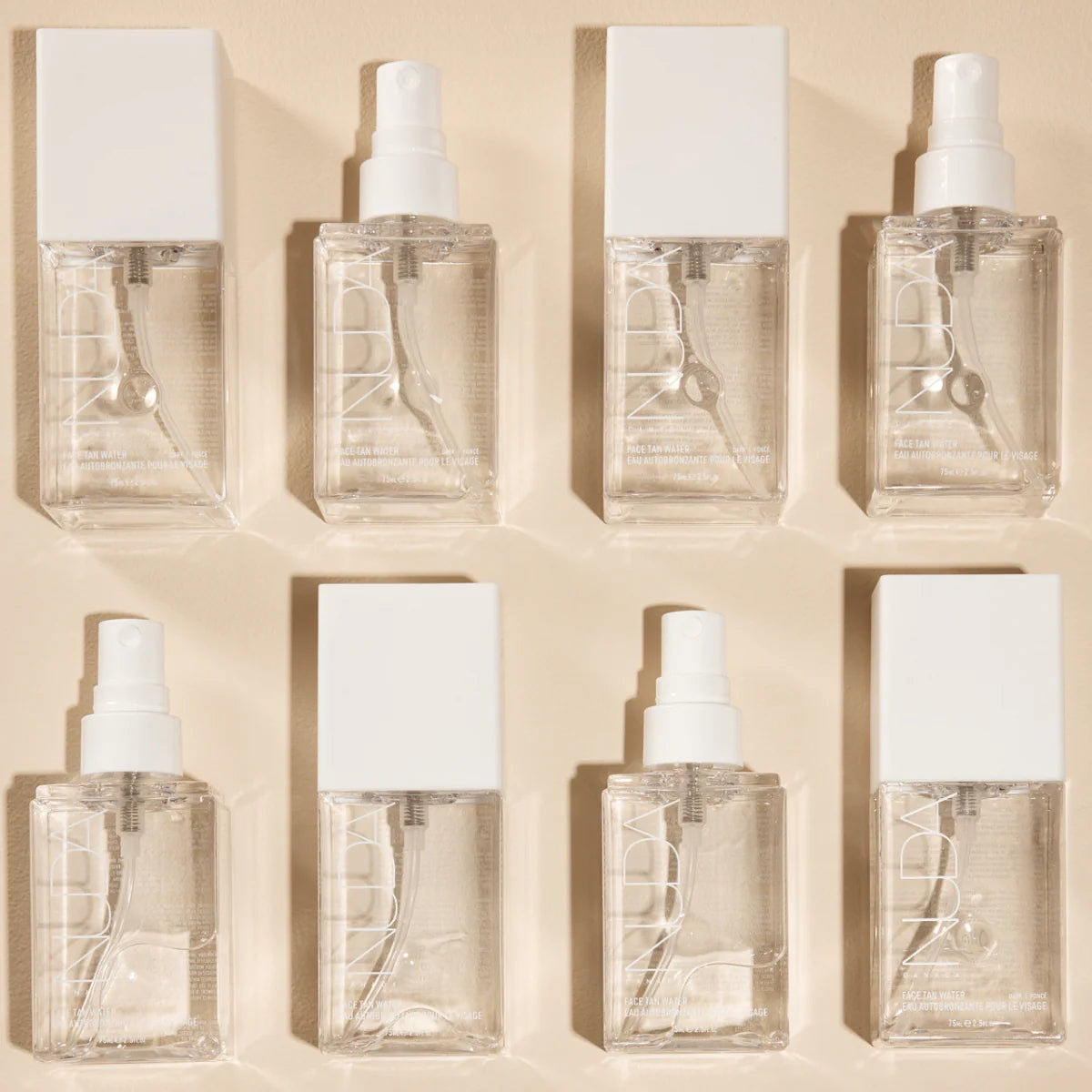 Eau autobronzante pour le visage NUDA